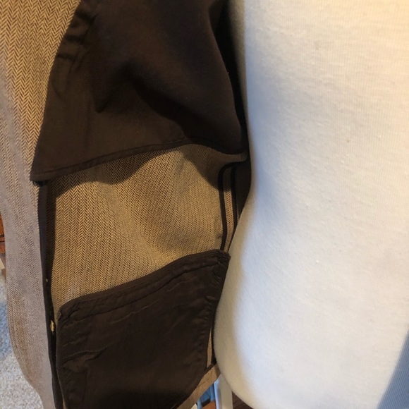 Chaps jacket size large. - Picture 6 of 7